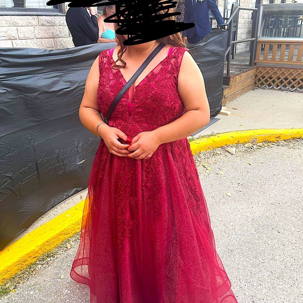 Fiesta red only worn once